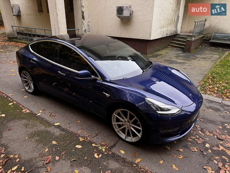 Седан Tesla Model 3 2018 в Киеве фото 12 Седан Tesla Model 3 2018 в Киеве