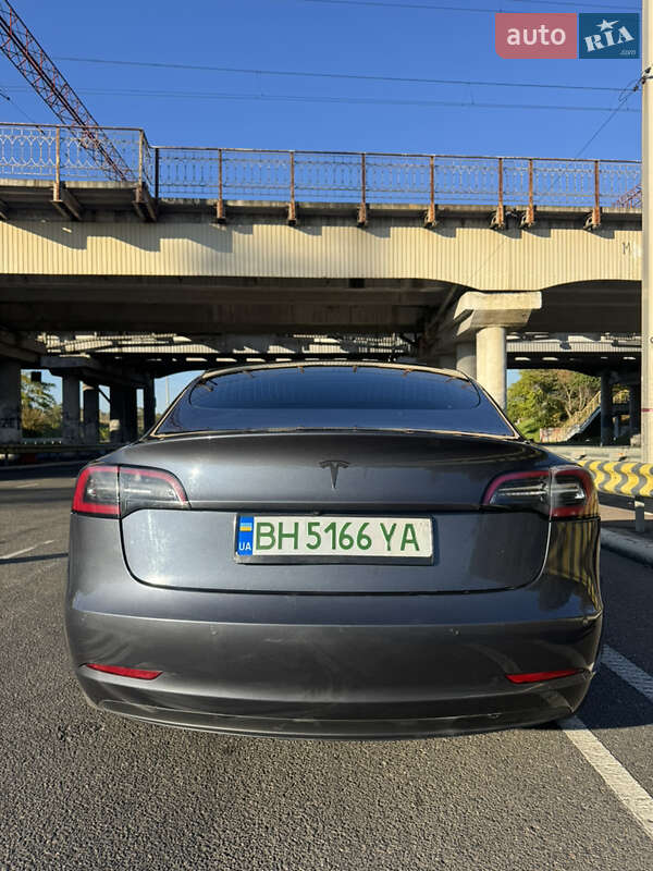 Седан Tesla Model 3 2020 в Одессе