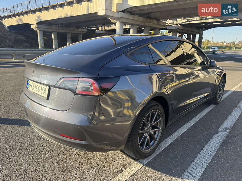 Седан Tesla Model 3 2020 в Одессе