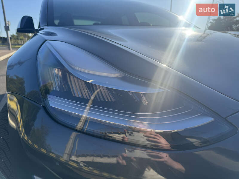 Седан Tesla Model 3 2020 в Одессе