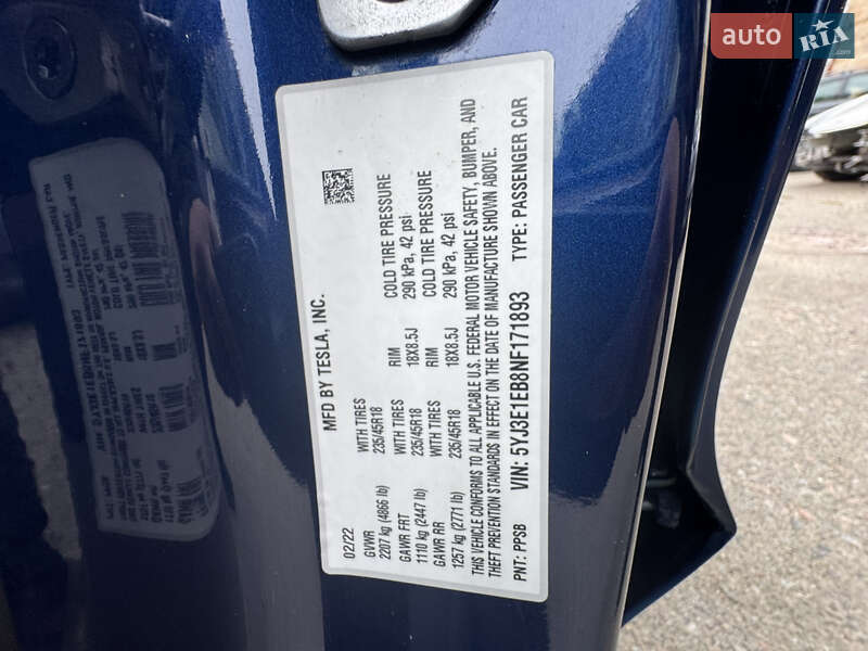 Седан Tesla Model 3 2022 в Киеве