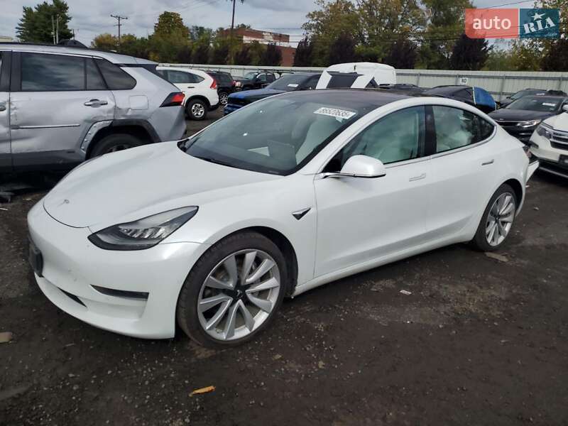 Седан Tesla Model 3 2018 в Житомирі фото Седан Tesla Model 3 2018 в Житомирі