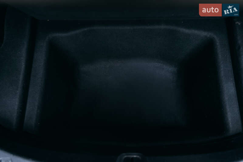 Седан Tesla Model 3 2020 в Києві фото 20 Седан Tesla Model 3 2020 в Києві