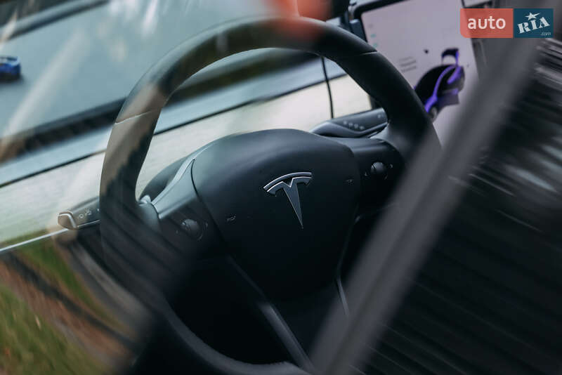 Седан Tesla Model 3 2020 в Києві фото 24 Седан Tesla Model 3 2020 в Києві