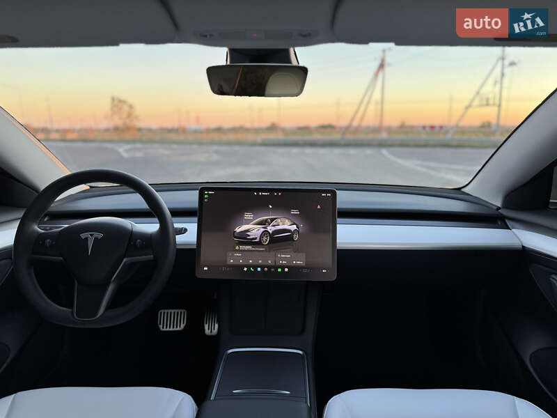 Седан Tesla Model 3 2023 в Луцке фото 35 Седан Tesla Model 3 2023 в Луцке