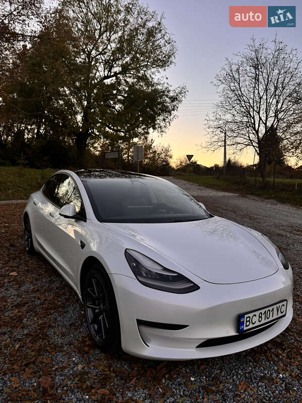 Седан Tesla Model 3 2020 в Львове фото 2 Седан Tesla Model 3 2020 в Львове