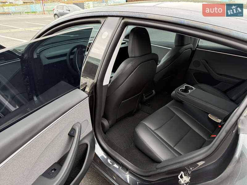 Седан Tesla Model 3 2024 в Золочеве фото 16 Седан Tesla Model 3 2024 в Золочеве