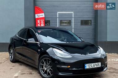 Tesla Model 3 2018