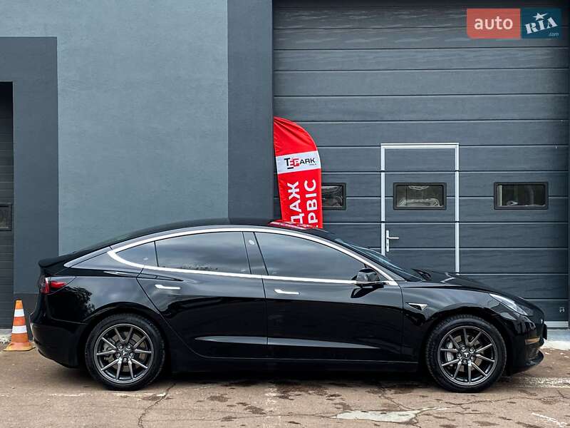 Седан Tesla Model 3 2018 в Киеве фото 11 Седан Tesla Model 3 2018 в Киеве