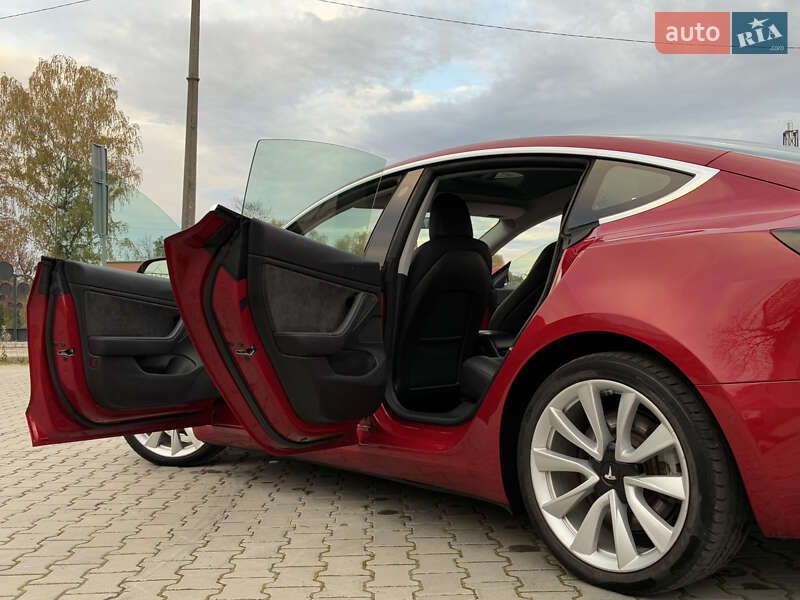 Седан Tesla Model 3 2018 в Дрогобыче фото 56 Седан Tesla Model 3 2018 в Дрогобыче