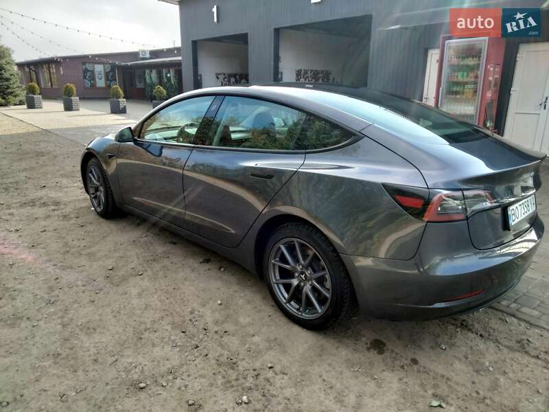 Седан Tesla Model 3 2023 в Тернополі фото 18 Седан Tesla Model 3 2023 в Тернополі