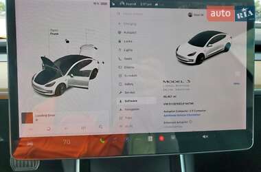 Седан Tesla Model 3 2018 в  фото 9 Седан Tesla Model 3 2018 в