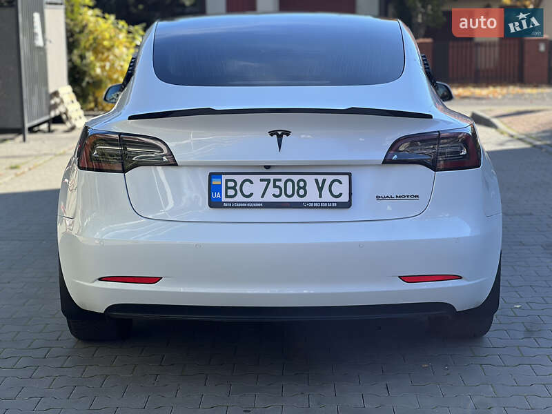 Седан Tesla Model 3 2019 в Львове фото 29 Седан Tesla Model 3 2019 в Львове