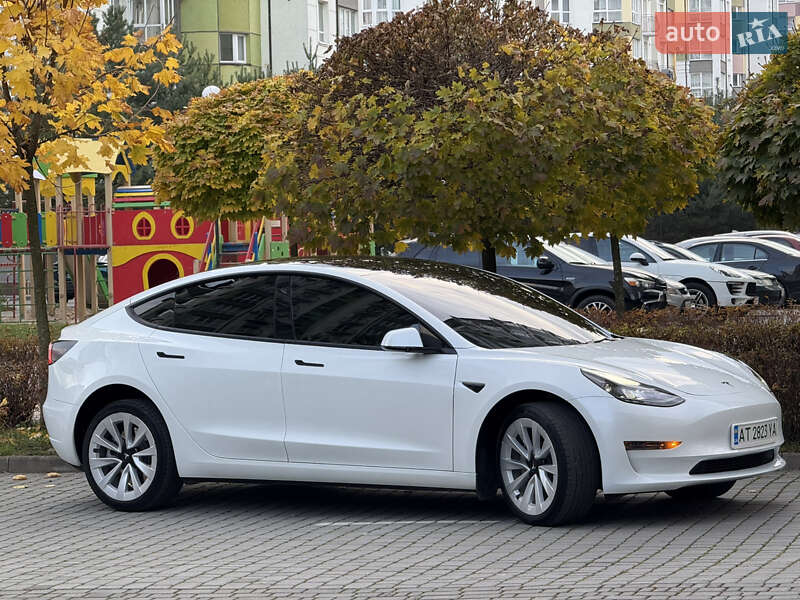 Седан Tesla Model 3 2023 в Івано-Франківську фото 13 Седан Tesla Model 3 2023 в Івано-Франківську
