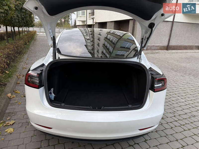 Седан Tesla Model 3 2023 в Івано-Франківську фото 20 Седан Tesla Model 3 2023 в Івано-Франківську