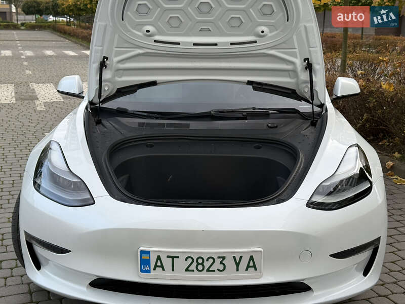 Седан Tesla Model 3 2023 в Івано-Франківську фото 21 Седан Tesla Model 3 2023 в Івано-Франківську