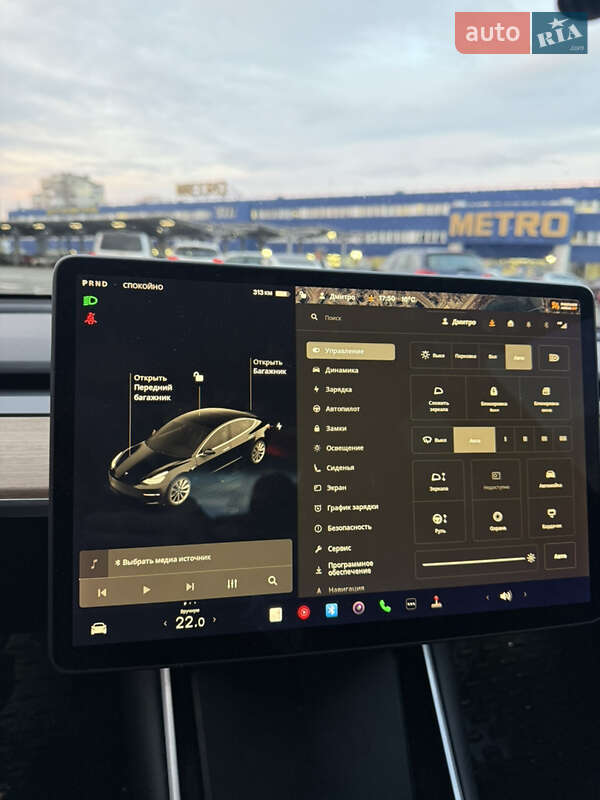 Седан Tesla Model 3 2020 в Киеве фото 7 Седан Tesla Model 3 2020 в Киеве