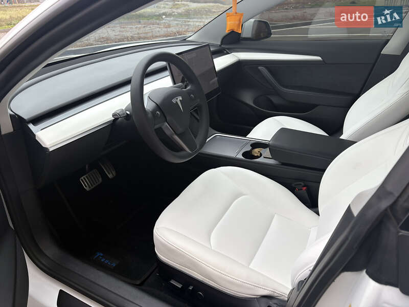 Седан Tesla Model 3 2021 в Дніпрі фото 11 Седан Tesla Model 3 2021 в Дніпрі