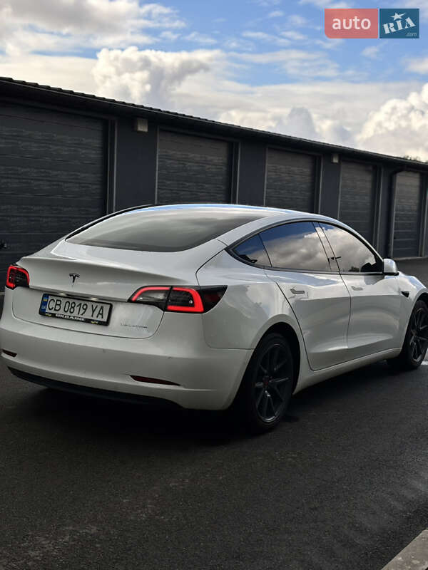 Седан Tesla Model 3 2022 в Чернигове фото 12 Седан Tesla Model 3 2022 в Чернигове