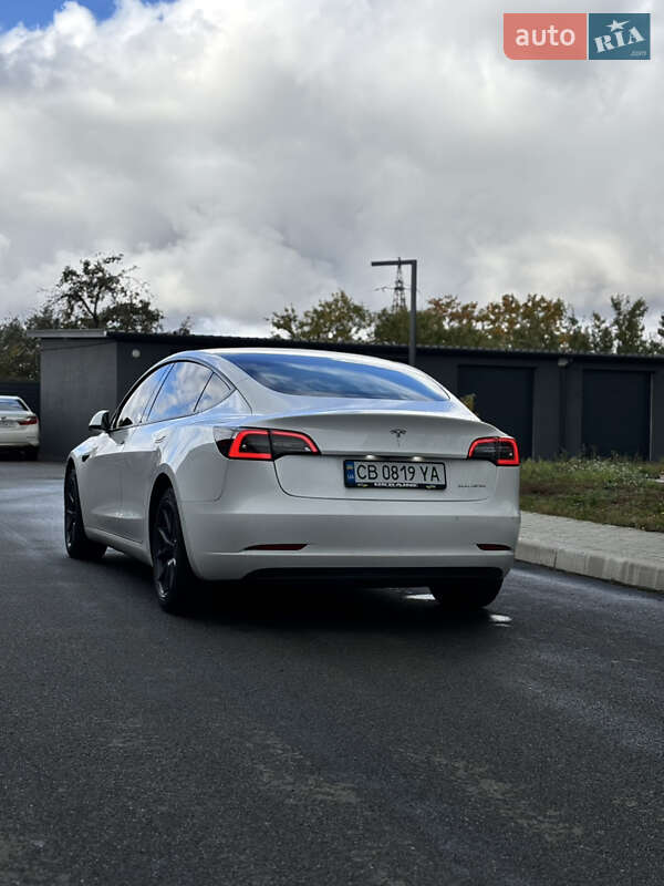 Седан Tesla Model 3 2022 в Чернигове фото 10 Седан Tesla Model 3 2022 в Чернигове