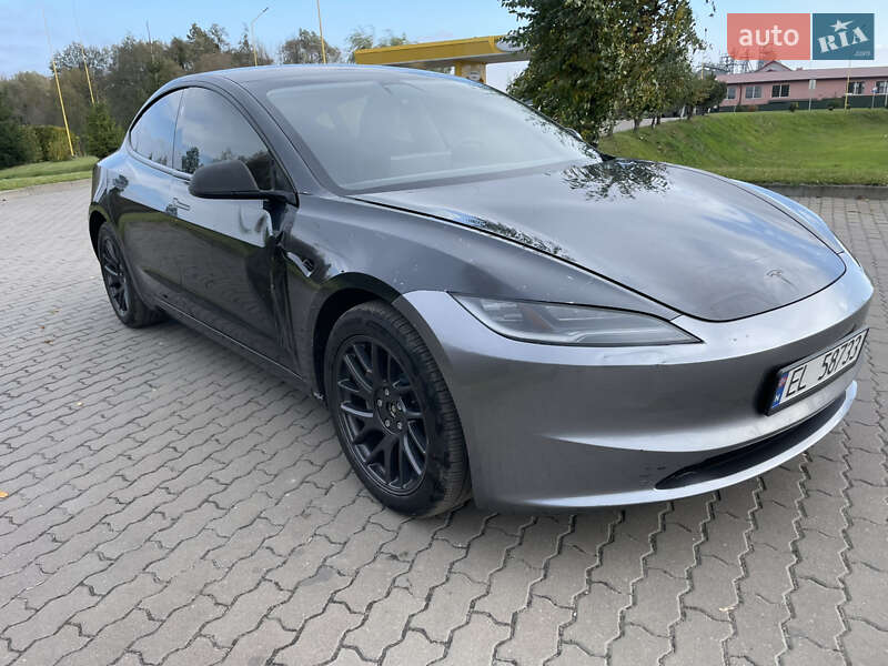 Седан Tesla Model 3 2025 в Бродах фото 3 Седан Tesla Model 3 2025 в Бродах