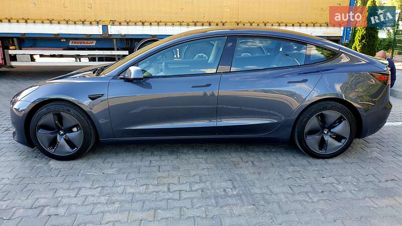 Седан Tesla Model 3 2022 в Кременчуге фото 5 Седан Tesla Model 3 2022 в Кременчуге