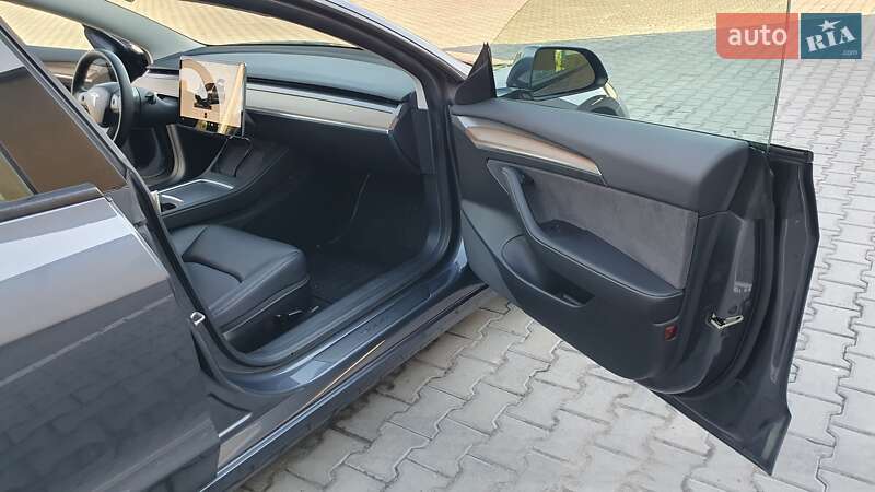 Седан Tesla Model 3 2022 в Кременчуге фото 26 Седан Tesla Model 3 2022 в Кременчуге