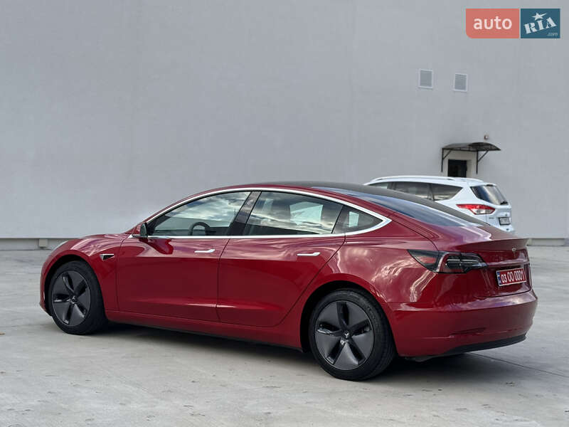 Седан Tesla Model 3 2019 в Луцьку