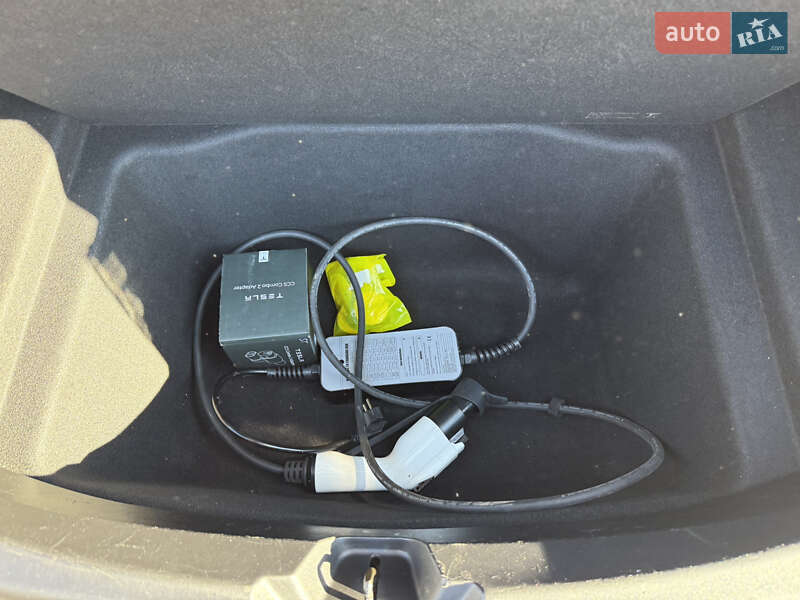 Седан Tesla Model 3 2019 в Нововолынске фото 26 Седан Tesla Model 3 2019 в Нововолынске