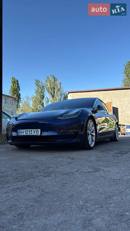 Седан Tesla Model 3 2018 в Одесі фото 27 Седан Tesla Model 3 2018 в Одесі