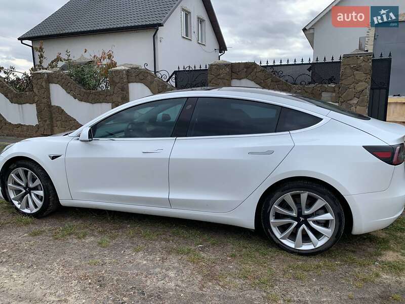 Седан Tesla Model 3 2019 в Ковеле