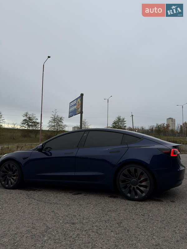Седан Tesla Model 3 2022 в Харькове