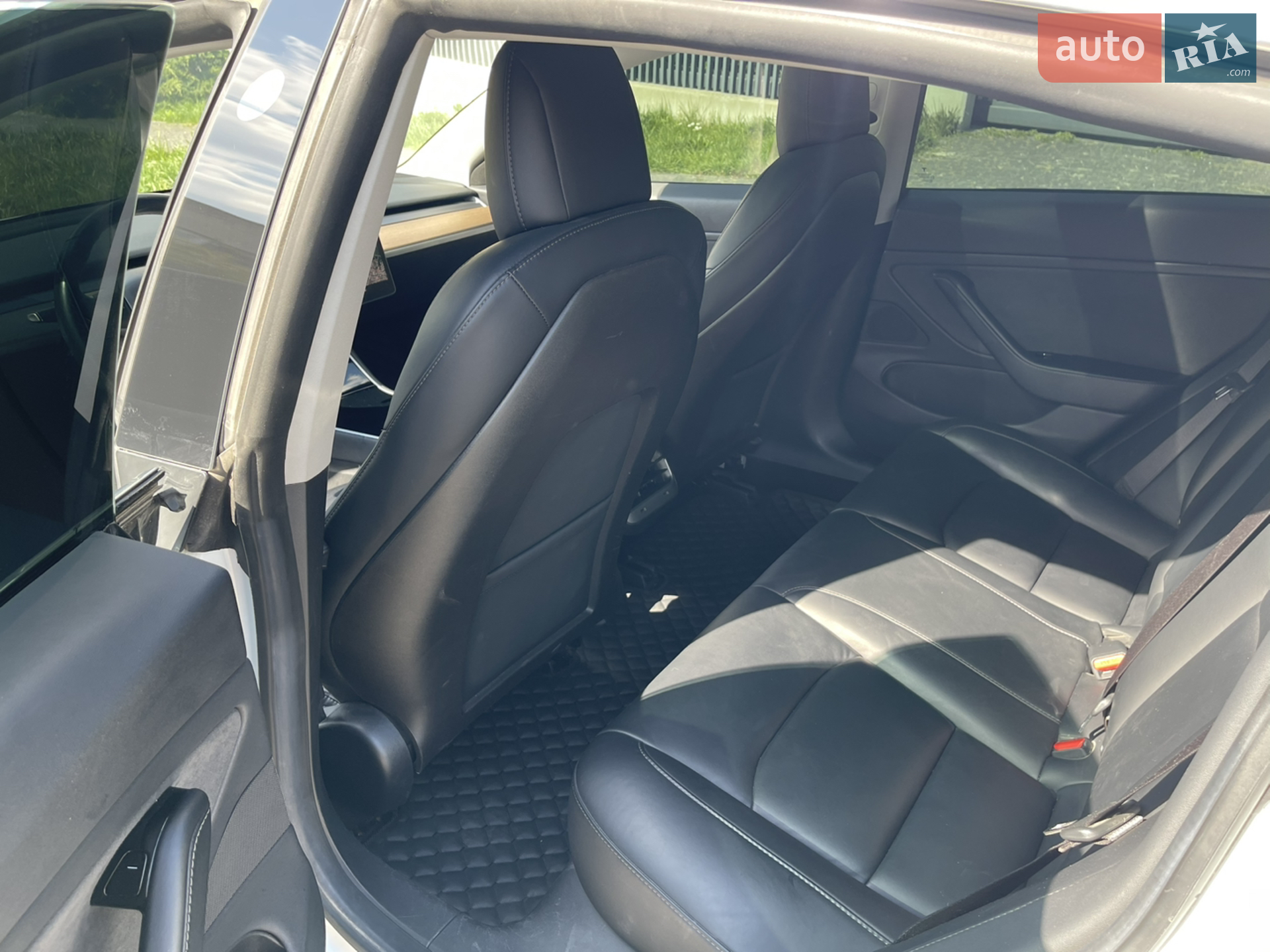 2019 Tesla Model 3 - мініатюра 4
