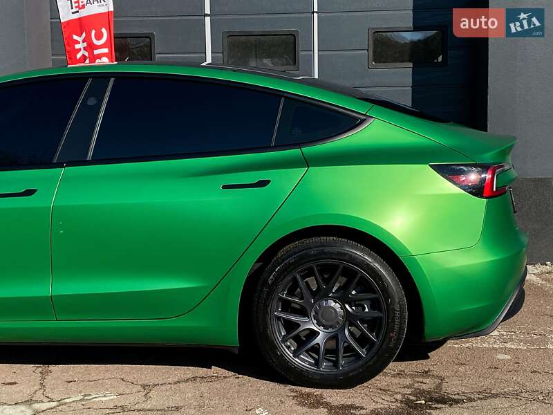 Седан Tesla Model 3 2025 в Киеве фото 8 Седан Tesla Model 3 2025 в Киеве