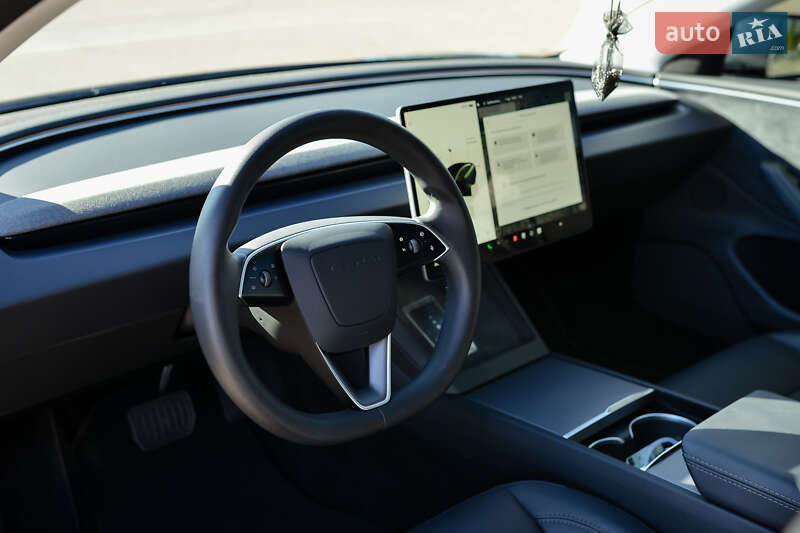 Седан Tesla Model 3 2024 в Ковелі фото 25 Седан Tesla Model 3 2024 в Ковелі