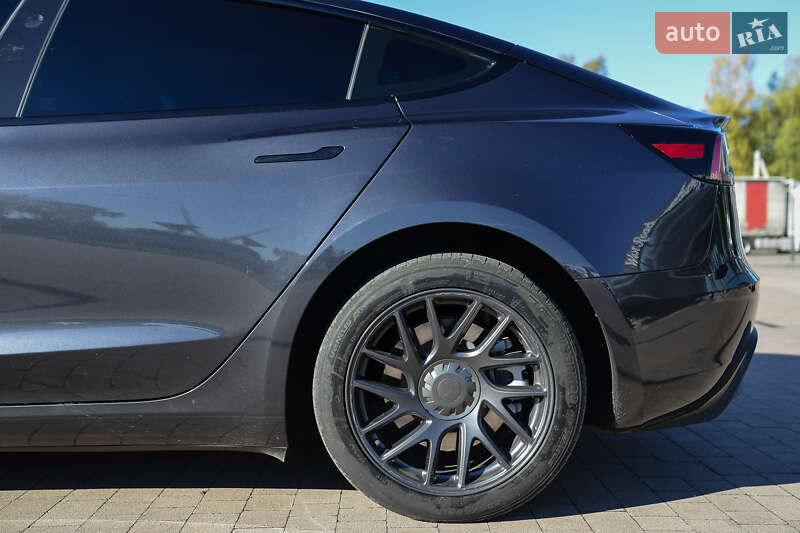 Седан Tesla Model 3 2024 в Ковелі фото 39 Седан Tesla Model 3 2024 в Ковелі