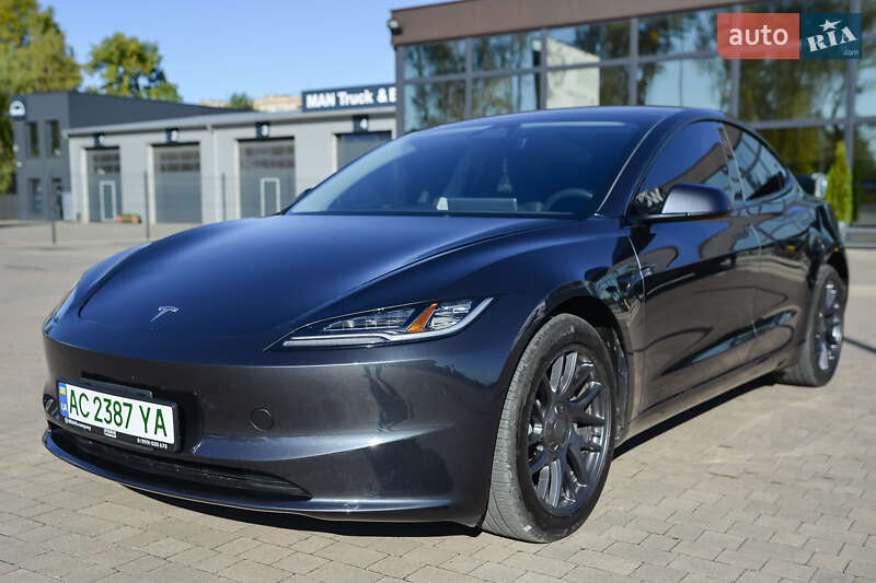Седан Tesla Model 3 2024 в Ковелі фото 47 Седан Tesla Model 3 2024 в Ковелі