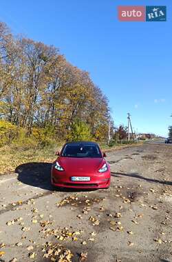 Седан Tesla Model 3 2022 в Стрые