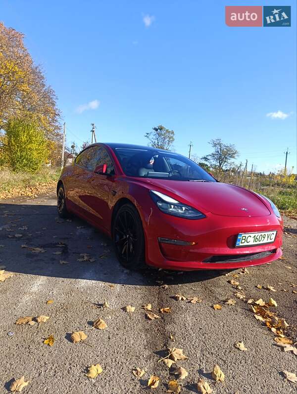 Седан Tesla Model 3 2022 в Стрые фото 16 Седан Tesla Model 3 2022 в Стрые