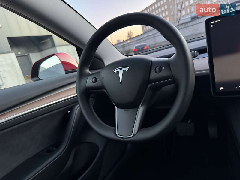 Седан Tesla Model 3 2023 в Киеве фото 33 Седан Tesla Model 3 2023 в Киеве