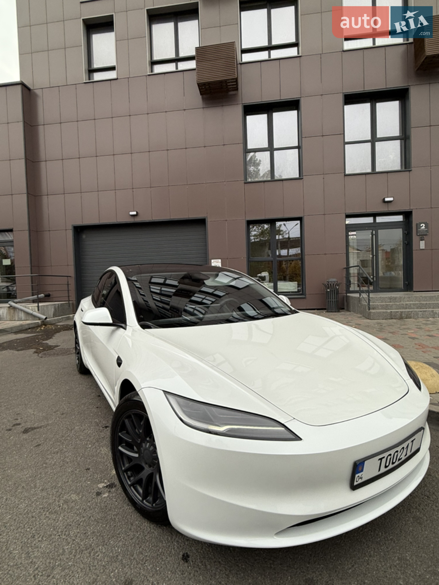 2024 Tesla Model 3 - мініатюра 9