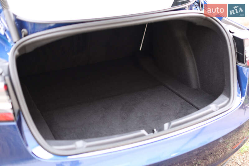 Седан Tesla Model 3 2020 в Полтаві фото 21 Седан Tesla Model 3 2020 в Полтаві