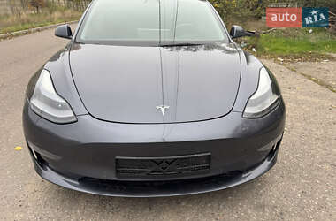 Седан Tesla Model 3 2021 в Одесі