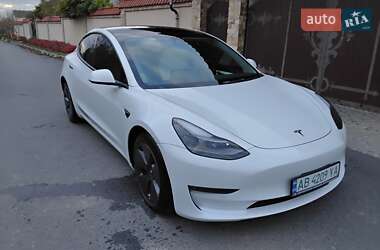 Седан Tesla Model 3 2022 в Вінниці