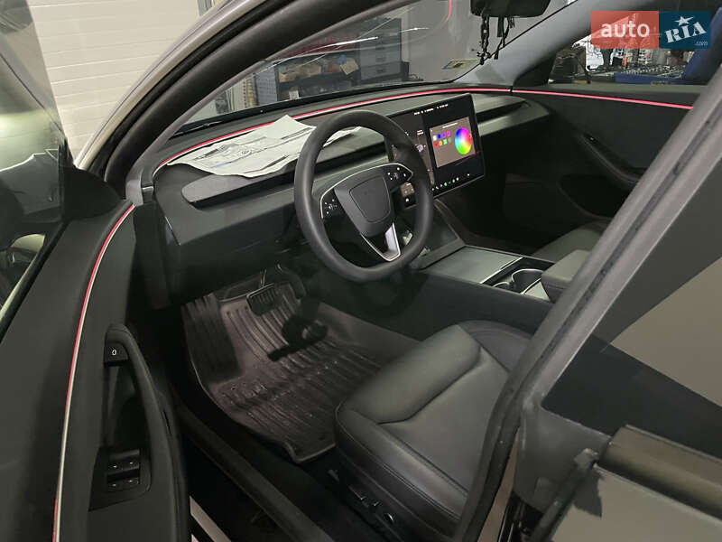 Седан Tesla Model 3 2025 в Бродах фото 25 Седан Tesla Model 3 2025 в Бродах