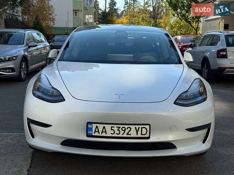 Седан Tesla Model 3 2020 в Києві фото 2 Седан Tesla Model 3 2020 в Києві