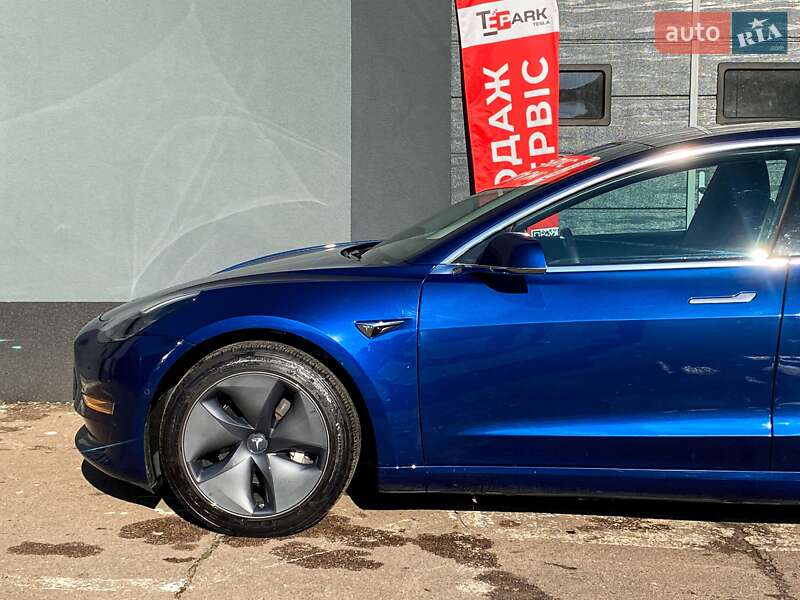 Седан Tesla Model 3 2019 в Киеве фото 4 Седан Tesla Model 3 2019 в Киеве