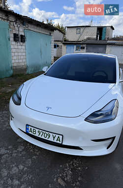 Седан Tesla Model 3 2019 в Ладыжине