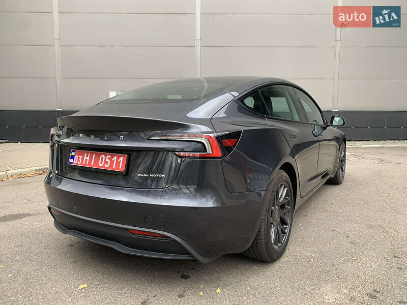 Седан Tesla Model 3 2024 в Киеве