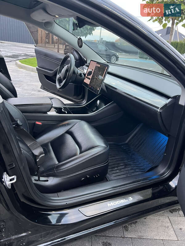 Седан Tesla Model 3 2019 в Луцке фото 7 Седан Tesla Model 3 2019 в Луцке